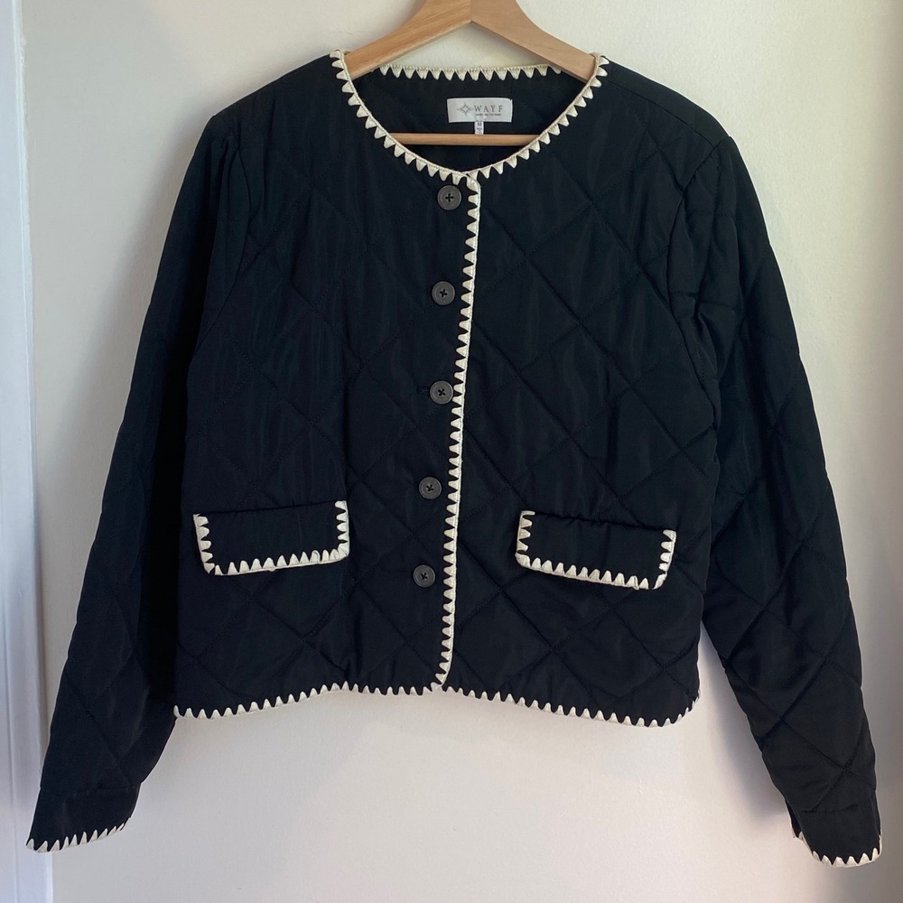 WAYF Quilted Jacket Womens M Black Blanket Stitch Trim Cropped Boxy Coquette